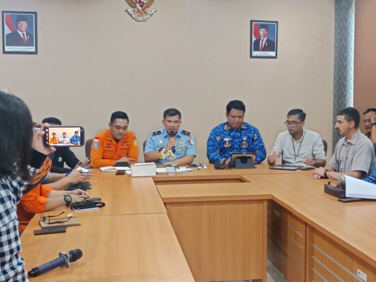 Investigasi KNKT Menyusul, Black Box Pesawat BBM Belum Teridentifikasi