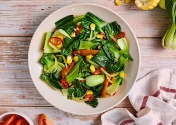 Hangat dan Gurih, Kombinasi Ayam Goreng dan Lodeh untuk Keluarga