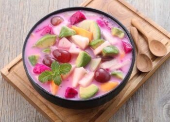 Daging Lada Hitam dan Es Buah Segar Lengkapi Sajian Ramadan