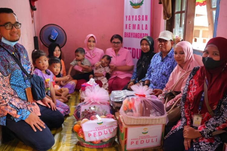 Di Balik Keterbatasan, Asa Itu Datang: YKB Daerah Kaltara Bantu Dua Anak Tunanetra di Bulungan