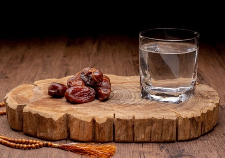 Meneladani Nabi Muhammad SAW di Bulan Ramadhan