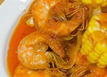 Pedas Saat Sahur, Hangat Berkuah Saat Berbuka