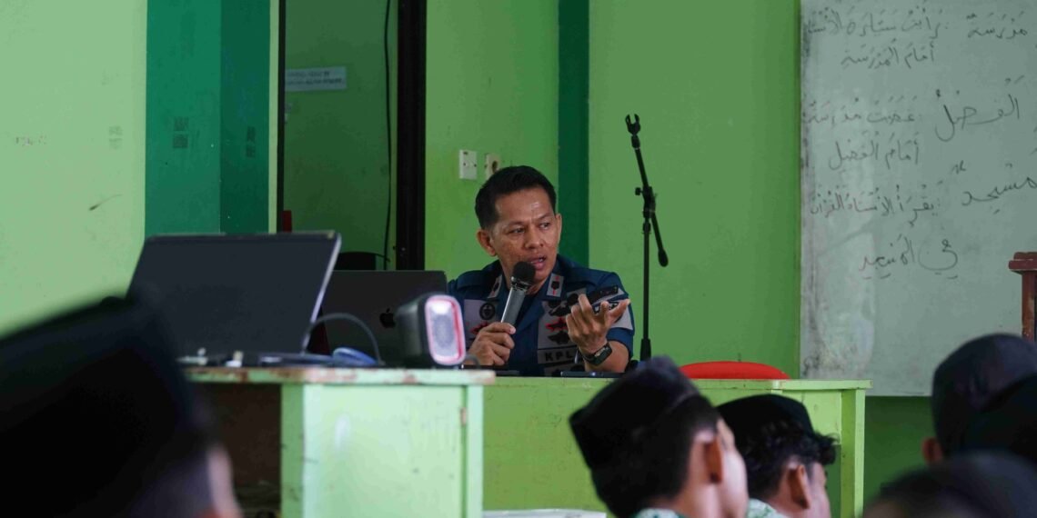 UPP Sungai Nyamuk Kenalkan Keselamatan Laut ke Generasi Muda