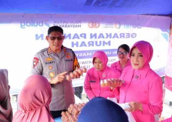 Kapolda Kaltara Pantau Bazar Pangan Murah, Warga Tanjung Selor Antusias
