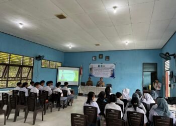 Kapolsek Tanjung Palas Barat Berikan Materi LDK di SMAN 1 Tanjung Palas Barat, Tekankan Kepemimpinan Berkarakter di Era Digital