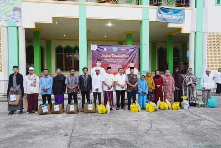 Safari Ramadan di Malinau, Gubernur dan Wagub Pererat Silaturahmi dan Salurkan Bantuan Masyarakat