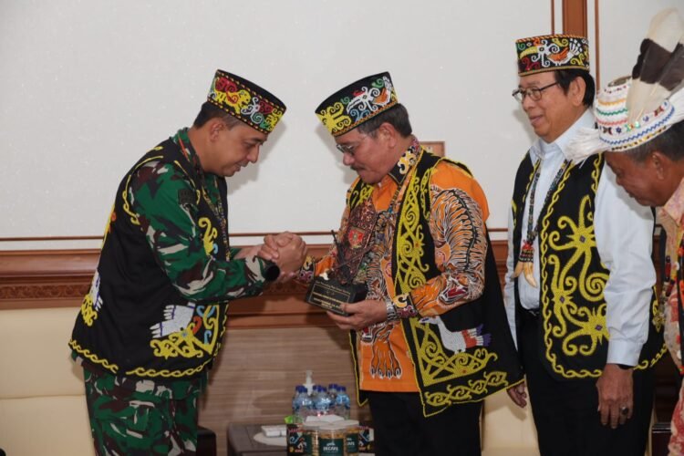 Audiensi dengan Pangdam, Ingkong Ala Sampaikan Aspirasi Pemuda Perbatasan