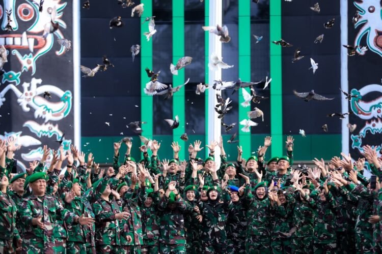 Pangdam VI/Mulawarman Pimpin Apel Pasca Lebaran, Tekankan Kesiapan Tugas