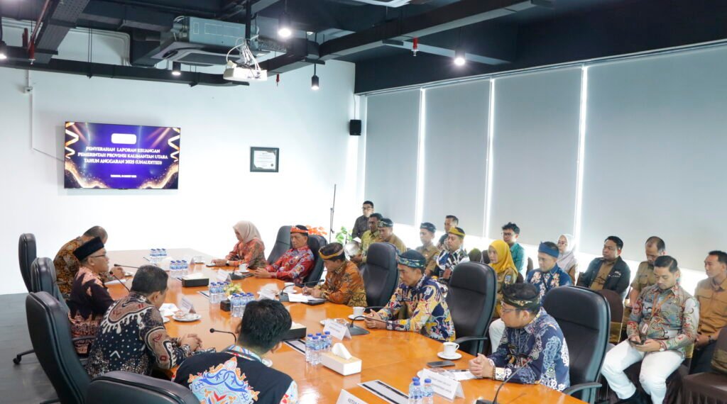 Gubernur Serahkan LKPD Unaudited 2025 ke BPK