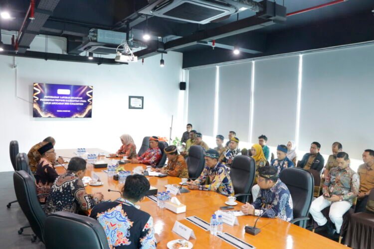 Gubernur Serahkan LKPD Unaudited 2025 ke BPK