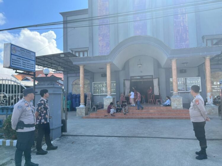 Polresta Bulungan Amankan Ibadah Paskah di GKII Tanjung Selor, Berjalan Aman dan Lancar