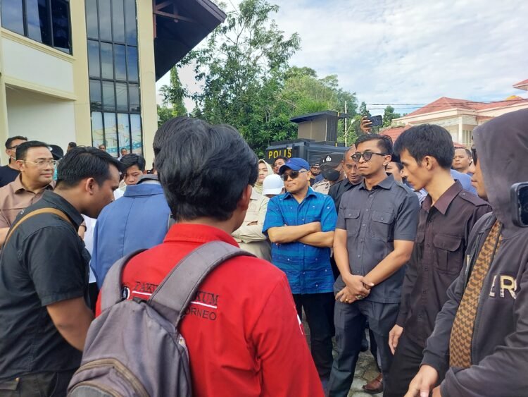 Yancong Tegaskan Pergantian Ketua DPRD Kaltara Perlu Persetujuan Prabowo, Tolak Deadline Sehari