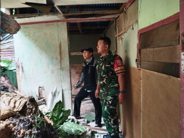 Dapur Rumah Warga Sebengkok Tiram Hancur Diterjang Longsor, Korban Nyaris Tertimbun