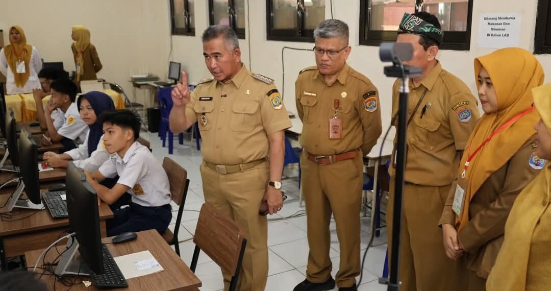 Wali Kota Tinjau Ujian TKA, Pola Soal Dinilai Butuh Adaptasi