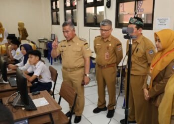 Wali Kota Tinjau Ujian TKA, Pola Soal Dinilai Butuh Adaptasi