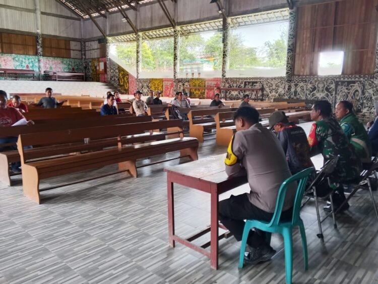 Pengamanan Rembug Tani di Desa Kelubir Berjalan Kondusif