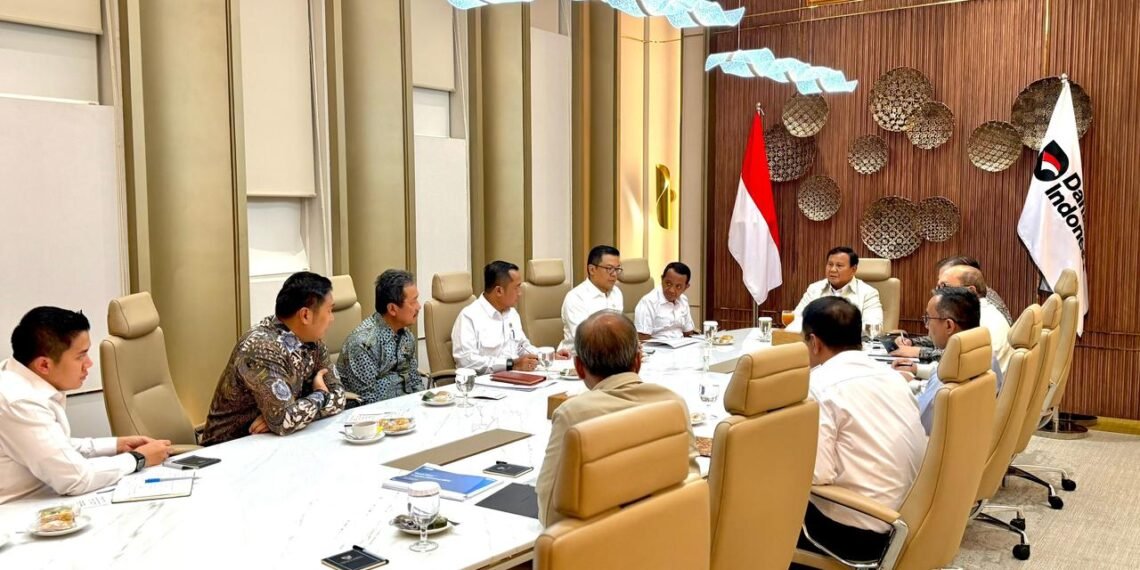 Seskab Teddy: Presiden Prabowo Gelar Ratas Terbatas Akselerasi Program Strategis Nasional Usai Lawatan Eropa