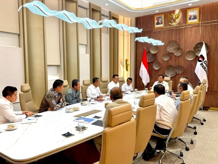 Seskab Teddy: Presiden Prabowo Gelar Ratas Terbatas Akselerasi Program Strategis Nasional Usai Lawatan Eropa