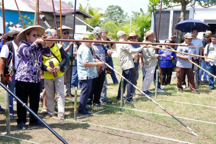 Wagub Buka Turnamen Sumpit di Pesta Panen Teras Nawang