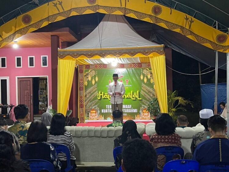 Di Halalbihalal IKAT, Sekda Ajak Masyarakat Jaga Harmoni