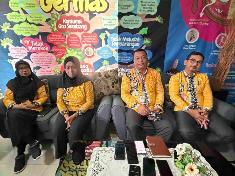 Dinkes Pastikan Tidak Ada Kasus Flu Burung, Pedagang Ayam Tetap Terdampak Isu