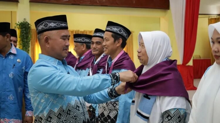 186 Jemaah Haji Tarakan Dilepas, Wali Kota Ikut Berangkat Tahun Ini