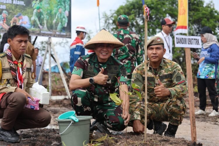 Kodim 0907 Tarakan Hijaukan RTH Juata Permai, Ribuan Pohon Ditanam