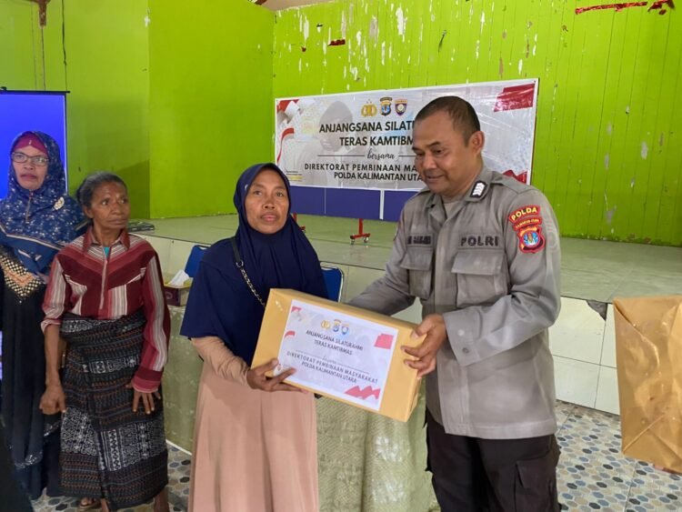 Ditbinmas Polda Kaltara Pererat Silaturahmi Lewat Program “Teras Kamtibmas” di Desa Apung