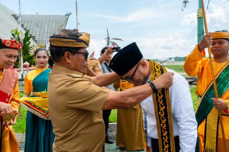 Sambut Wamenhaj RI, Gubernur Pastikan Kesiapan Jamaah Haji
