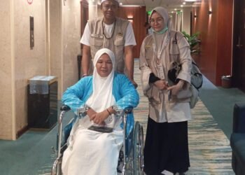 Turun dari Bus di Madinah, Jemaah Haji Tarakan Patah Kaki
