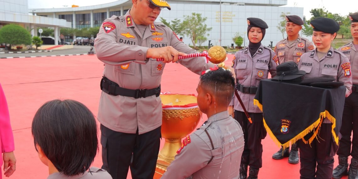 Kapolda Kaltara Pimpin Upacara Pembinaan Tradisi dan Pembaretan, 100 Bintara Remaja Resmi Jadi Bhayangkara Sejati
