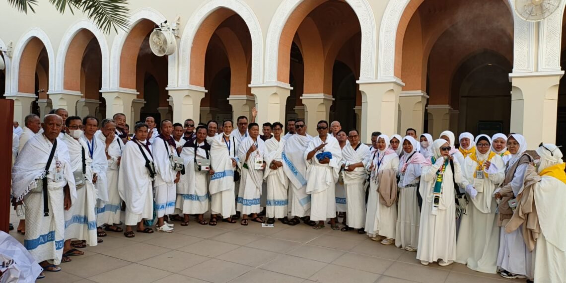 Tiba Tengah Malam di Makkah, Jemaah Kaltara Langsung Jalani Umrah Wajib