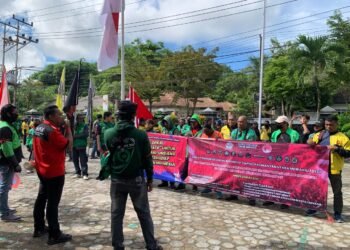 Ratusan Ojol di Tarakan Demo DPRD, Tuntut Kenaikan Tarif