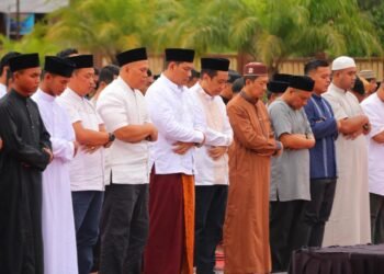 Kapolda Kaltara Pimpin Sholat Idul Adha, Puluhan Hewan Kurban Disalurkan