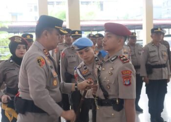 IPTU Ashari Resmi Jabat Kapolsek KSKP, IPTU Hendra Tri Susilo Terima Jabatan Kasat Narkoba