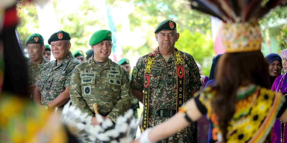 Kodam VI/Mulawarman dan Tentera Darat Malaysia Perkuat Sinergi Pengamanan Perbatasan