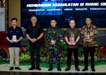 Perkuat Kedaulatan Digital, Kodam VI/Mlw Gelar Seminar Augmentasi Siber Berbasis Pentahelix