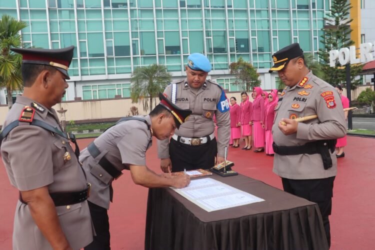 Sertijab Lima Pejabat, Kapolresta Tekankan Integritas dan Profesionalisme