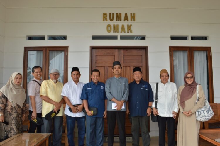 Dikunjungi Panitia HUT JMSI, UAS: JMSI Berperan Besar Cerahkan Umat