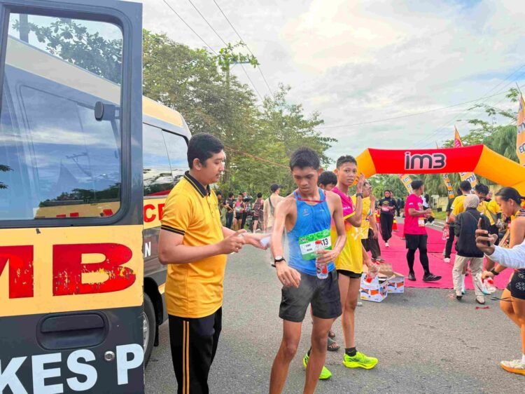 Sidokkes Polres Tarakan Siaga Layani Peserta IM3 Run Series Hari Bhayangkara