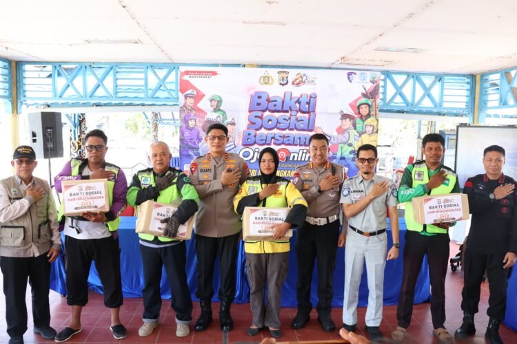 Kapolda Kaltara Hadiri “Polantas Menyapa” Bersama Mitra Ojek Online dalam Rangka Hari Bhayangkara ke-80