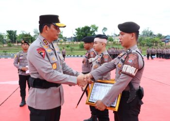 Kapolda Kaltara Berikan Apresiasi kepada Personel Patroli Respons Cepat 110 atas Dedikasi Melayani Masyarakat