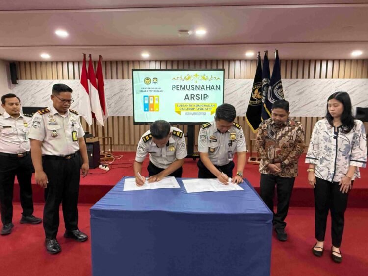 Penyusutan Arsip Tahun 2026, Imigrasi Tarakan Musnahkan Ribuan Dokumen
