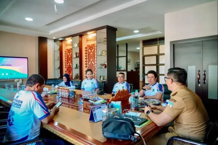 Kontingen PORWADA II Dilepas, Bupati Minta Wartawan Jaga Kekompakan