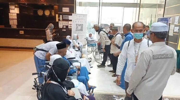 Air Mata dan Doa di Tawaf Wadah, Jemaah Kaltara Bersiap Tinggalkan Makkah