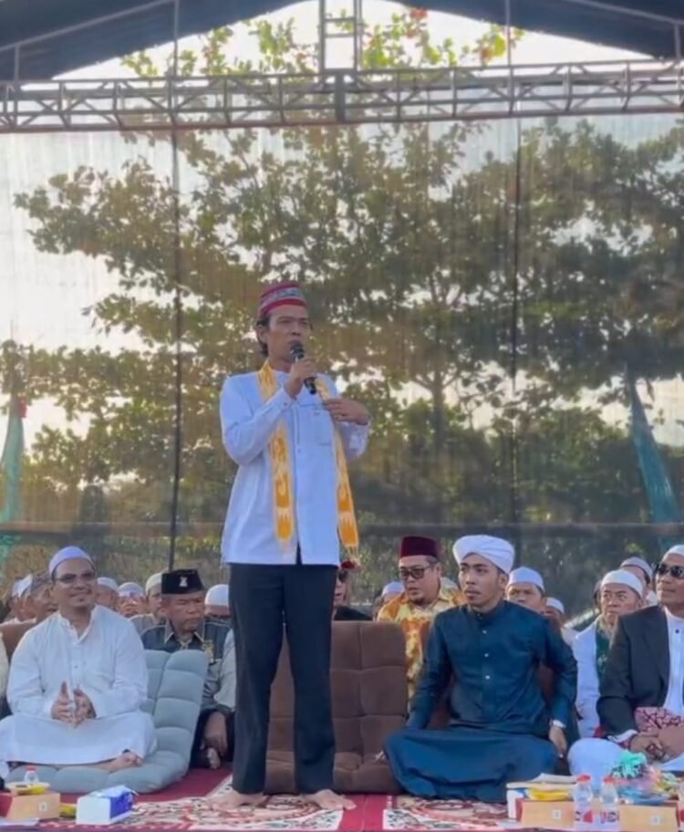 Perayaan Milad Majelis Al Hawi Ke-5, UAS Hadir Doakan JBSM dan Jamaah