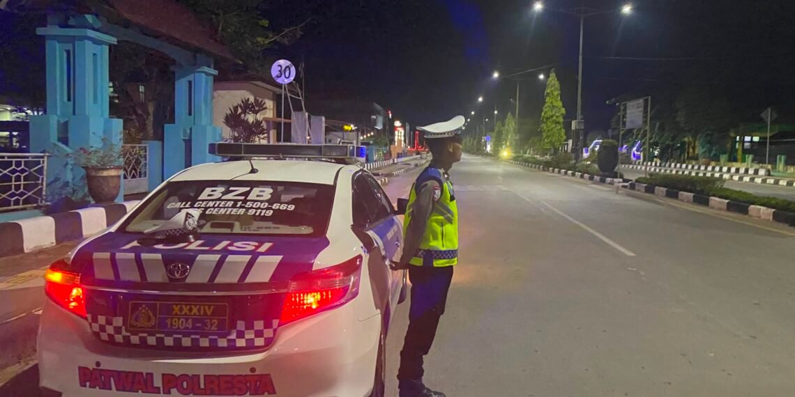 Patroli Blue Light, Satlantas Polresta Bulungan Tekankan Keselamatan Pengendara