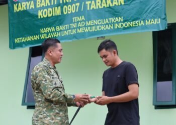 Dandim 0907/Tarakan Serahkan Bantuan RTLH, Wujud Nyata Kepedulian TNI kepada Masyarakat