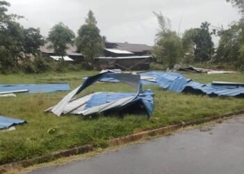 Rumah, Gereja dan Pos Pamtas Terdampak Angin Kencang di Long Bawan