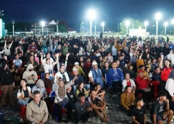 Final Piala Dunia Satukan Ratusan Warga Malinau di Panggung Budaya Padan Liu’ Burung